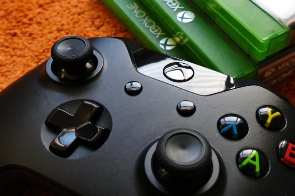 Γιατί το Xbox One ενεργοποιείται μόνο του
