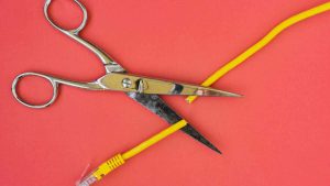 Πώς να συνδέσετε ένα καλώδιο Ethernet