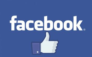 Πώς να δω τι αρέσει σε κάποιον στο Facebook