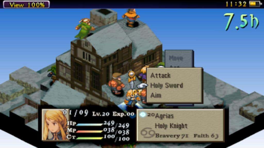 Στιγμιότυπο οθόνης από το Final Fantasy Tactics: The War of the Lions που δείχνει τον παίκτη να επιλέγει μια επίθεση από ένα μενού παιχνιδιού.