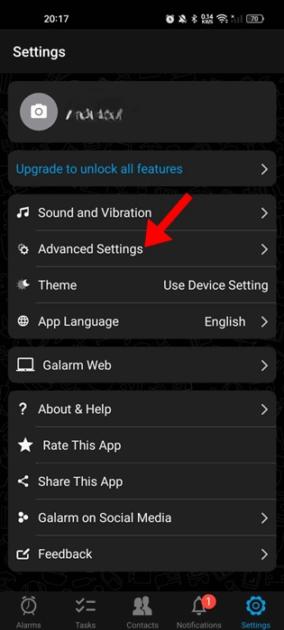 Πώς να παίξετε ξυπνητήρι μέσω ακουστικών σε Android
