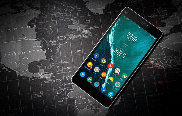 Motorola: Η επίσημη λίστα των κινητών που θα λάβουν Android 17 4 Οθόνη smartphone που εμφανίζει ενημέρωση Android